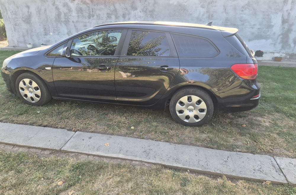 OPEL Astra 2013 — imagine 2