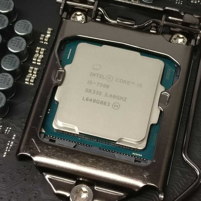Процесор CPU Intel i5 7500 3.40 до 3.80 GHz LGA 1151