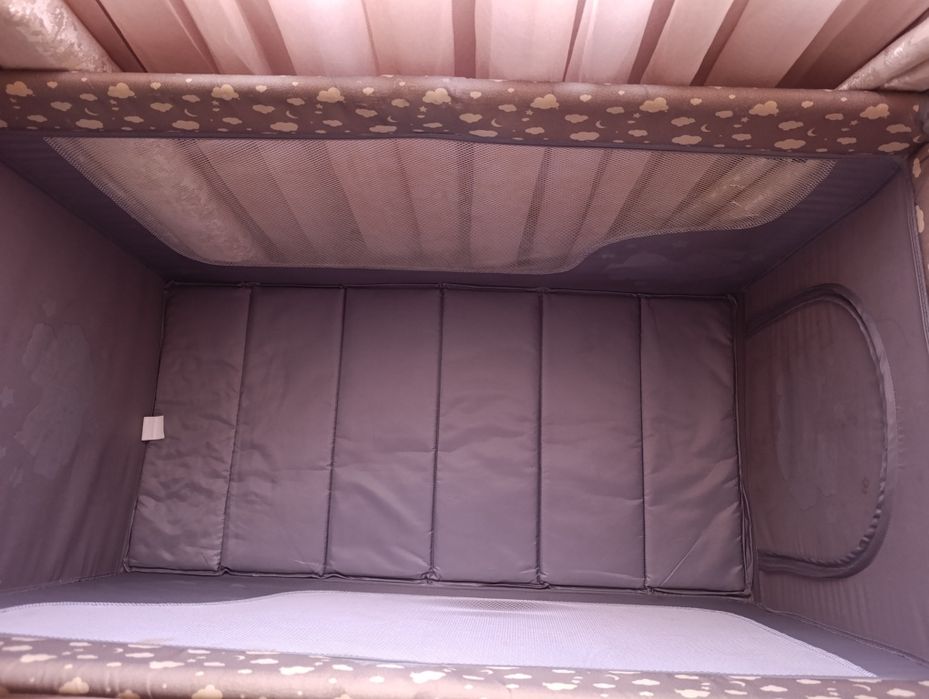 Детска кошара на две нива с включен матрак