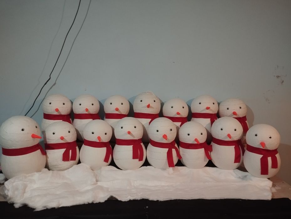 Снеговики из хлопка