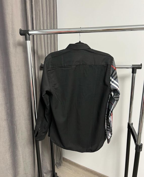 Camasa BURBERRY super calitate