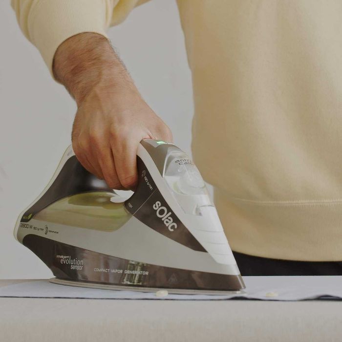 ПРОМО Нова Мощна Парна Ютия Solac CVG9512 2800W, 190г/мин с Гаранция