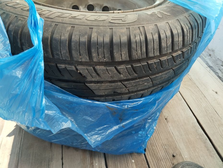 Продам летний шины с дисками р13