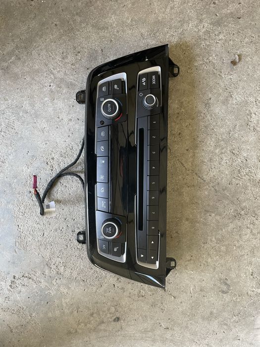 Управление за климатроник Бмв ф20/30/31/32/36(LCI panel bmw f30/32/36)