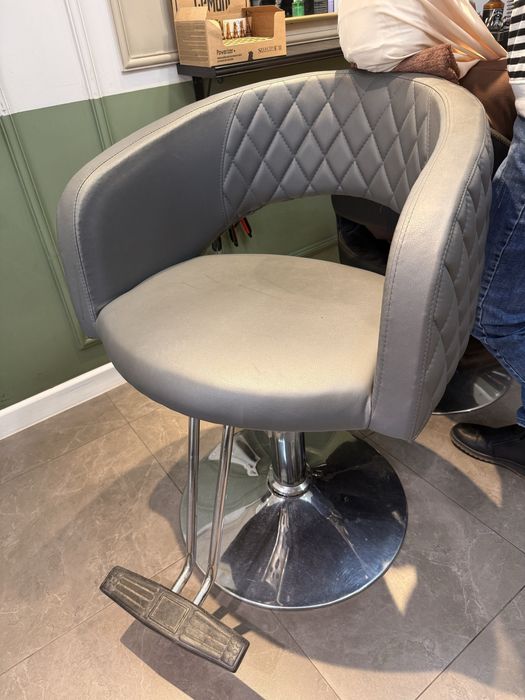 Продается Парикхмахерское крело!!!