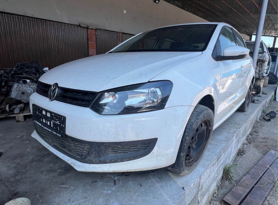 VW POLO 1.6TDI90кс На Части