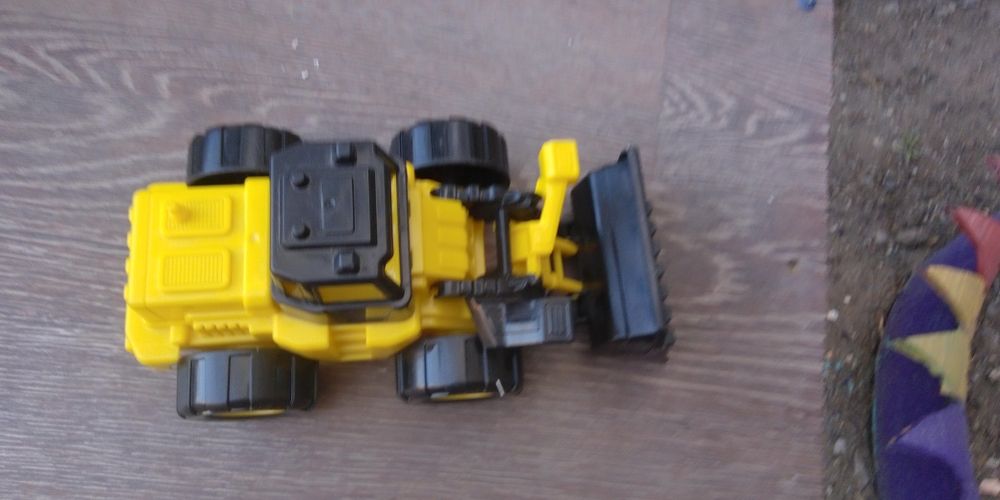 Продаю игрушки  В отличном состояние