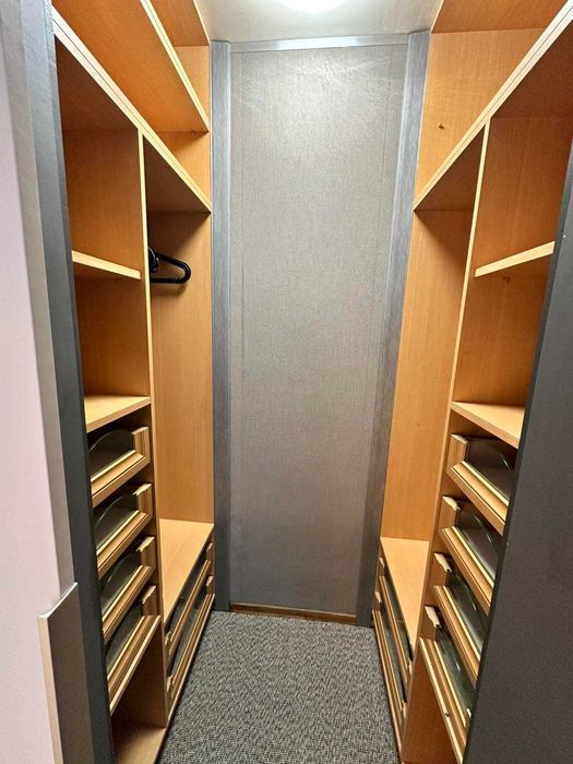 КЛЮЧ! Модерен ДВУСТАЕН НОВ ДОМ в сърцето на столицата