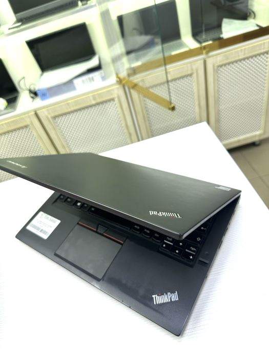 Lenovo Thinkpad Intel Core i5-5300U