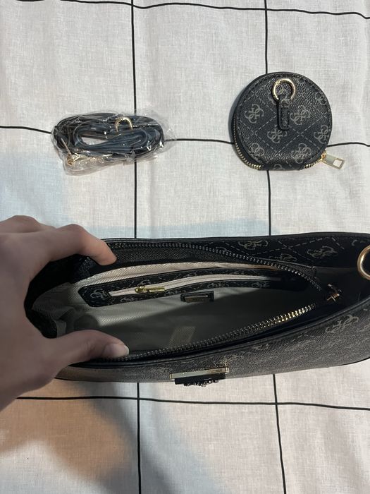 Geanta guess neagra