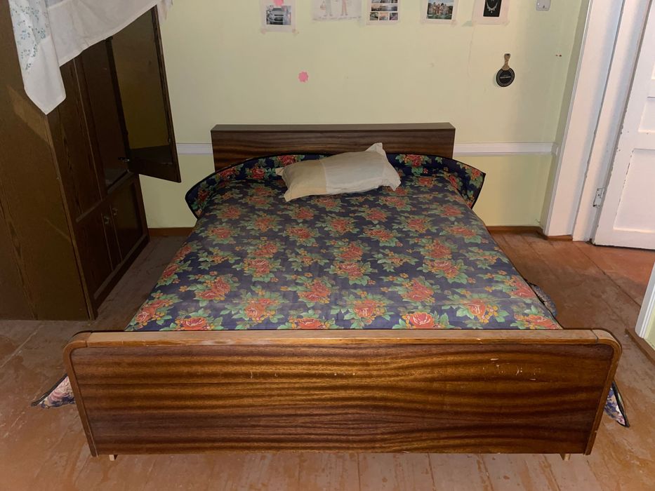 Б/У мебель! Шкаф стенка , кровать , диван и два кресло и т.д