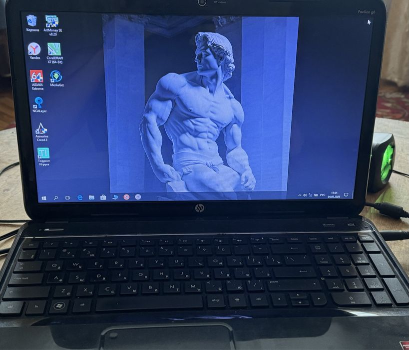 продаю ноутбук в хорошем состояний