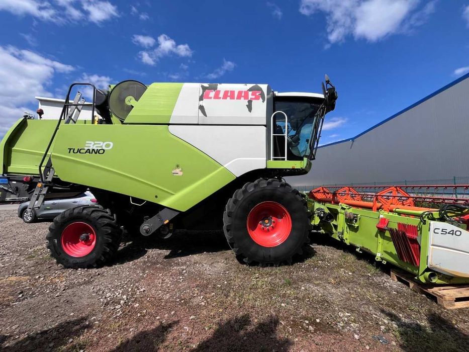 Combina CLAAS Tucano 320- PROMO