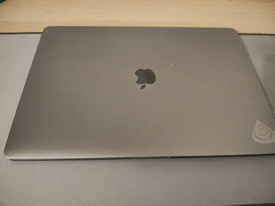 Macbook Pro 15 2017 Touchbar-i7 2,8GHz-16GB Ram