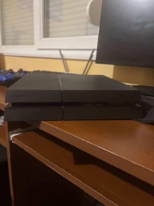 Playstation 4,3 контролера, 23 игри
