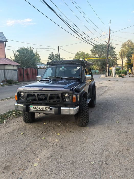 Nissan Safari, 1996