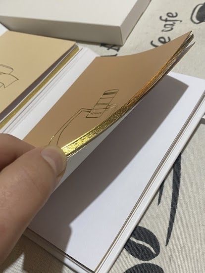 Set Notebook Chloé Parfums - Ediție Limitată (Gold Edges)