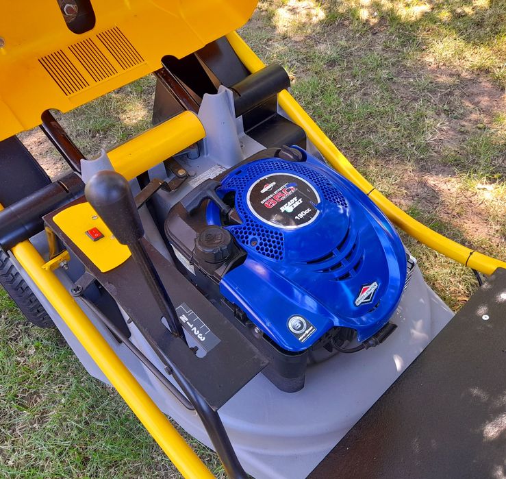 Tractoras tuns iarba Semi-profesional ALKO Ride-On 700 Brigs&Stratton 6HP 4TIMPI 60CM Carcasa Dur-Aluminiu Pornire Sfoară Transmisie lanț!!!