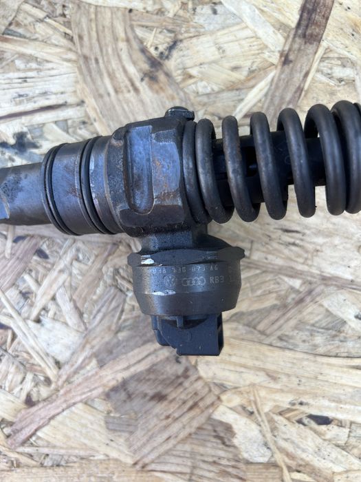 Piese vw passat b6 1.9 tdi