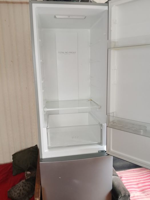 Продам холодильник 80 тысяч