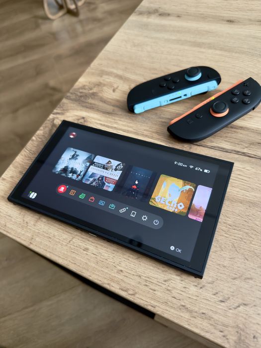 Nintendo Switch 2 Почти Новая