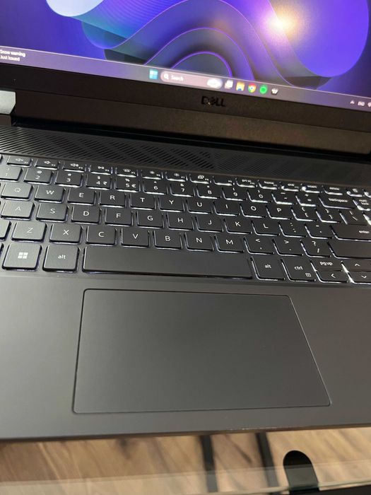 Dell G15 5530 i7 RTX 4060 8GB / 2TB SSD-Перфектно състояние В ГАРАНЦИЯ