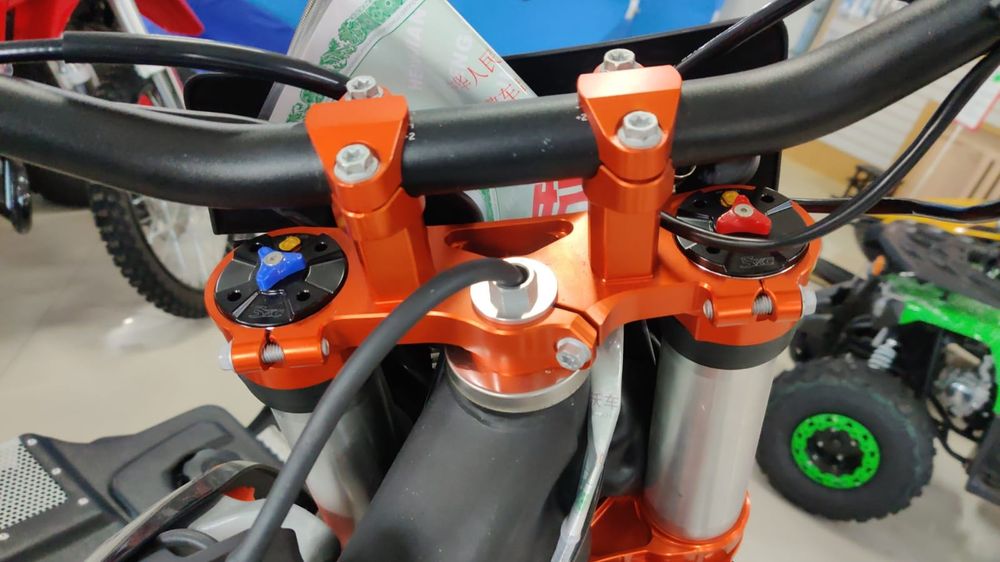 Мотоцикл Gr8 / Hengjian