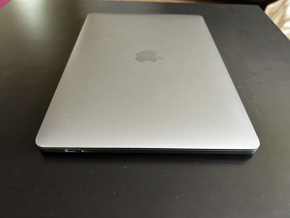 Macbook Pro A 1989 i5 16 GB RAM 500 GB SSD