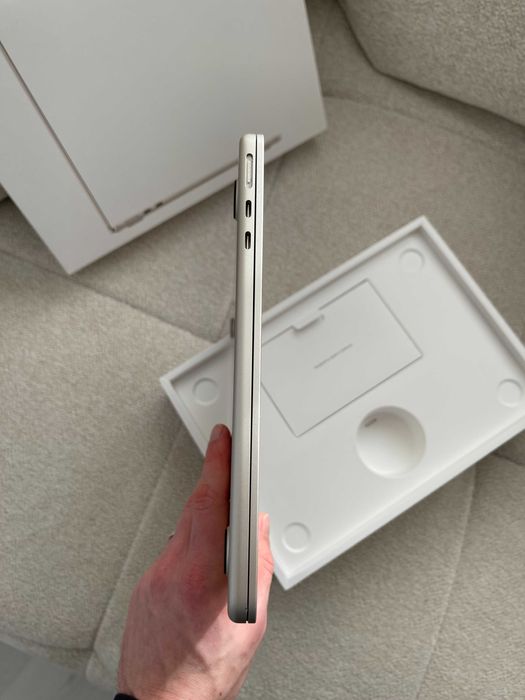 Apple MacBook Air 13.6" | M2 | 8GB RAM | 256GB SSD | Ca Nou