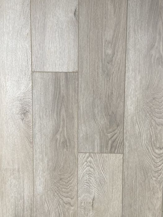 Ламинат  8 мм 31,31,33,34 класс