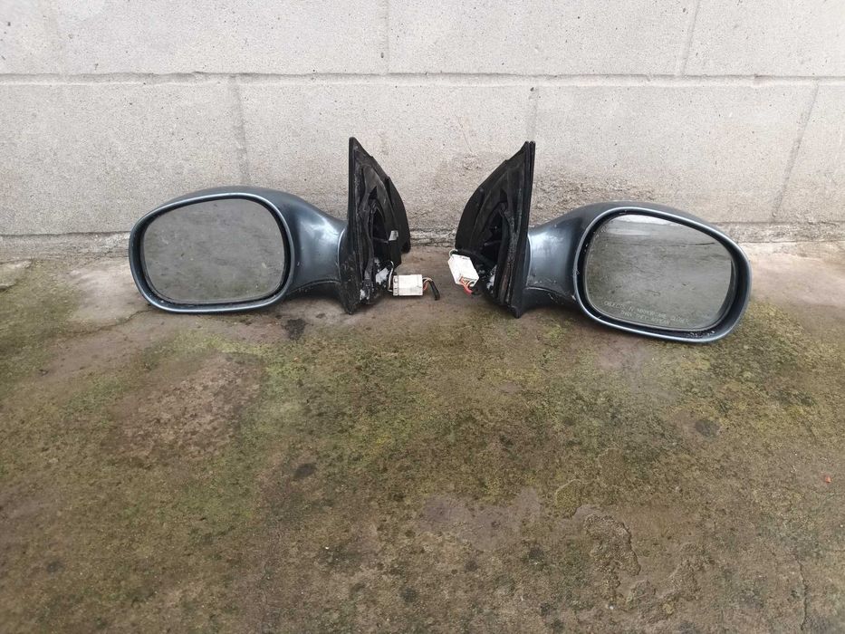 ляво и дясно огледало за киа карнивал 98 -01 кия KIA CARNIVAL