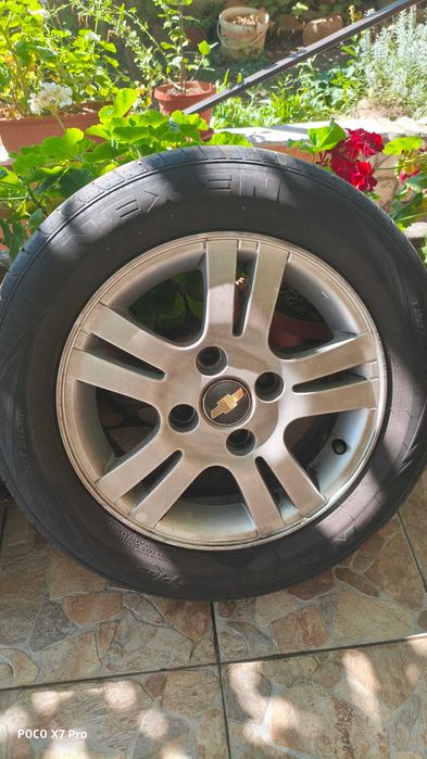 Chevrolet Lacetti / Nubira Гуми и Джанти