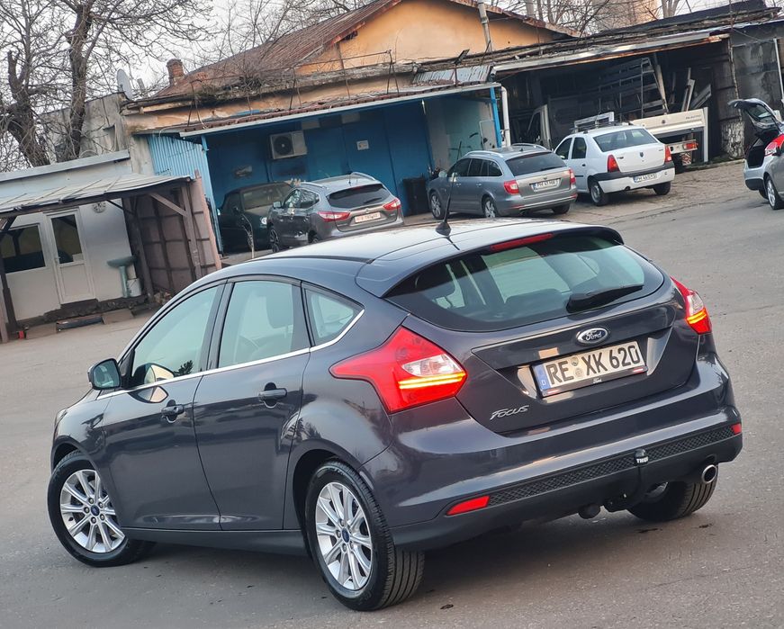 FORD Focus 2011 — imagine 4