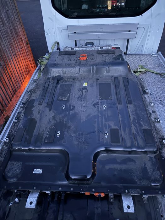 Baterii masini electrice ,se pot folosi pentru sistemele fotovoltaice