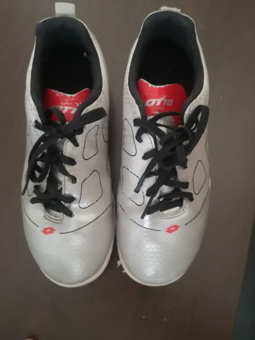 Детски футболни обувки Лото