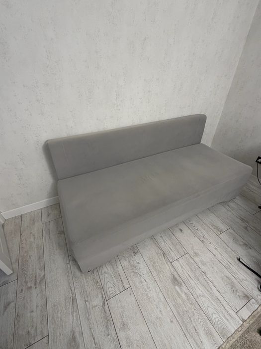 Диван продам б/у