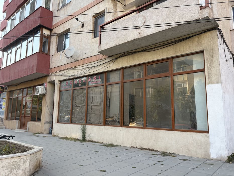 De inchiriat Spatiu Comercial Poarta 6