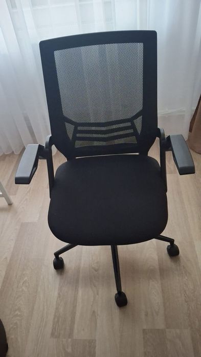 Vand scaun de birou