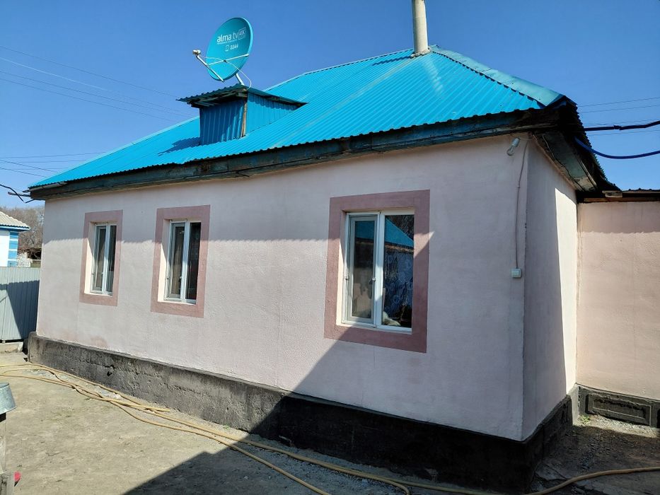 Продам Дом 5 комнат