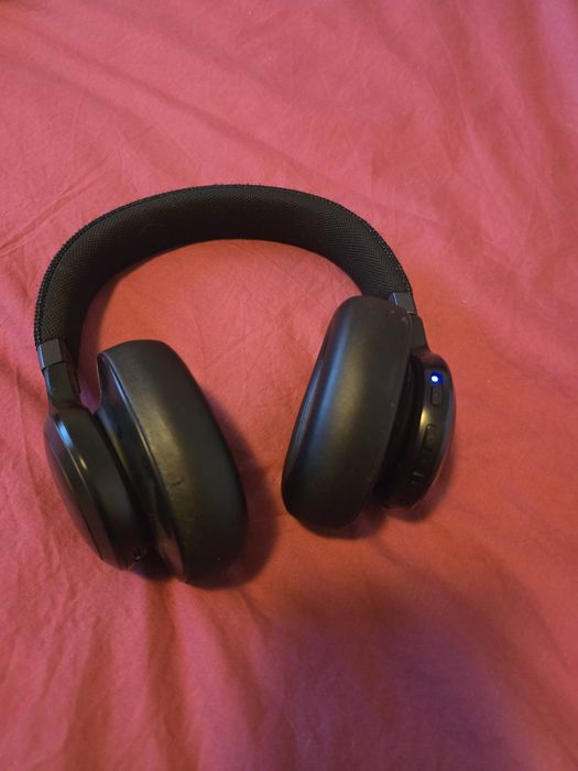 Căști Bluetooth JBL Live 660 nc