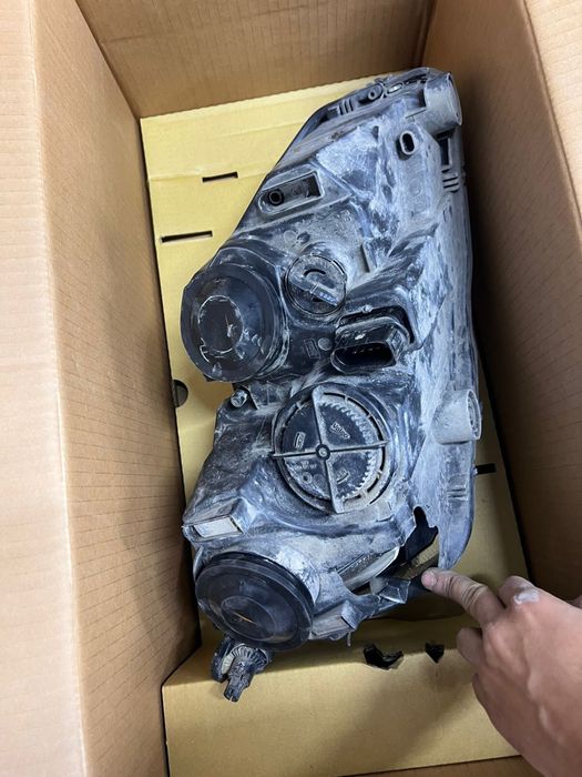 Фара Шкода рапид 2015