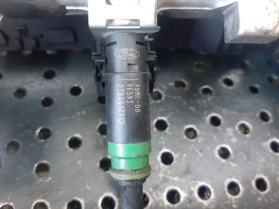 rampa cu injectoare 1.25 b fuja ford fiesta fusion  98mf-bb 98ag-14a390-lb