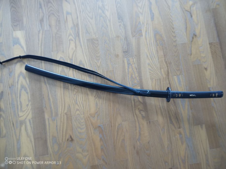 Продавам острие, меч, сабя, катана