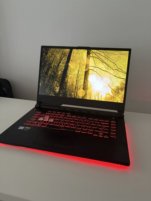 Laptop Gaming ASUS ROG Strix – i5-9300H / 16GB RAM / GTX 1650 / 144Hz / Win 11 Pro