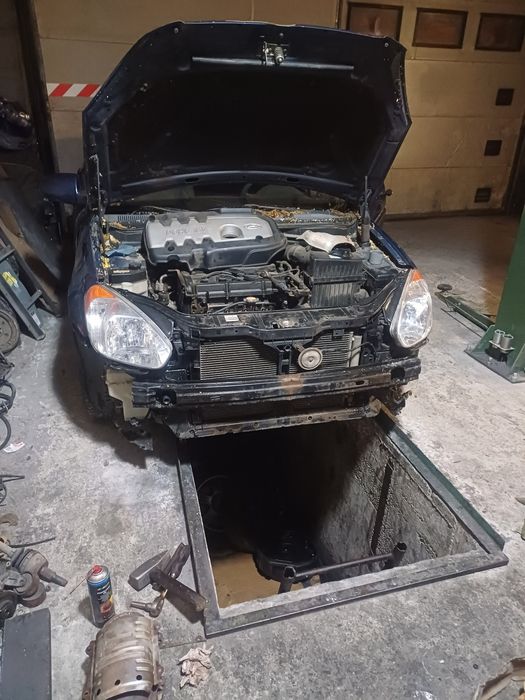 Cutie viteze hyundai accent 1.4 2008