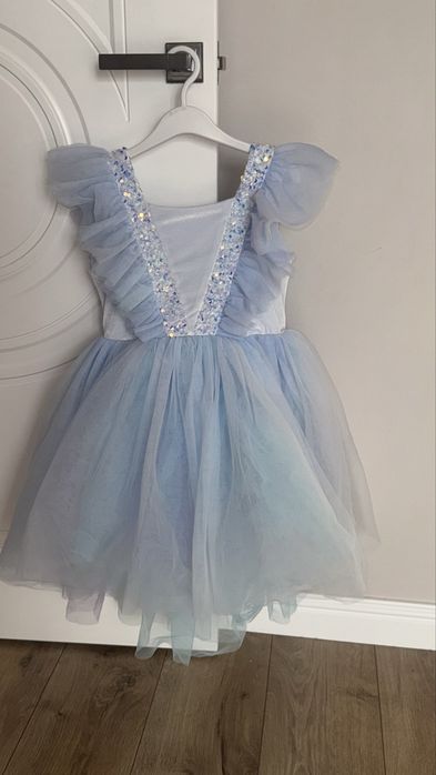 Продам детские платья