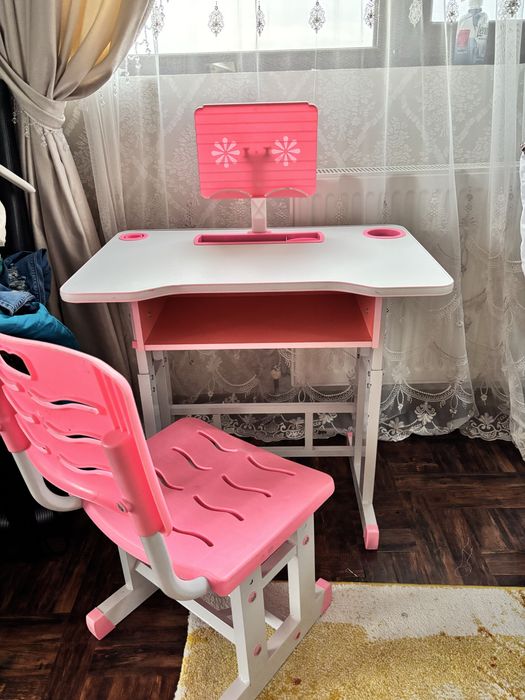 Birou roz copii reglabil