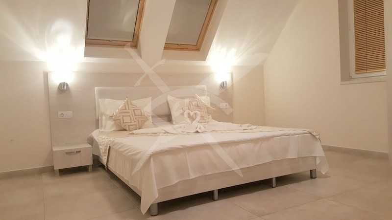 Продава се Тристаен апартамент в к.к. Слънчев бряг - 81 кв.м за 1359 €/кв.м - Снимка #2