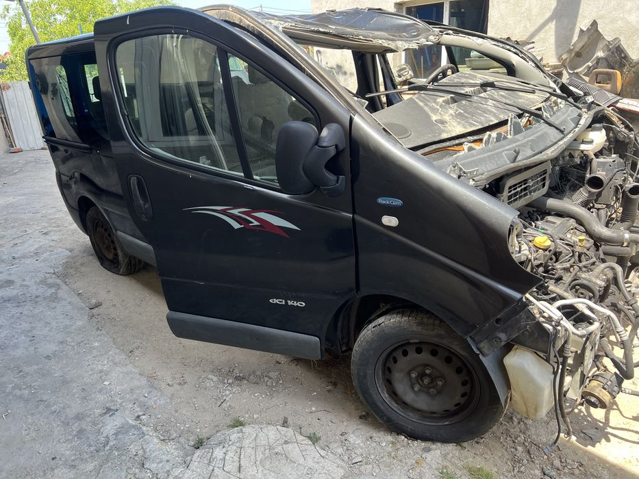 Desfac dezmembrez piese motor 1.9 2.0 2.5 opel vivaro renault trafic nissan primastar