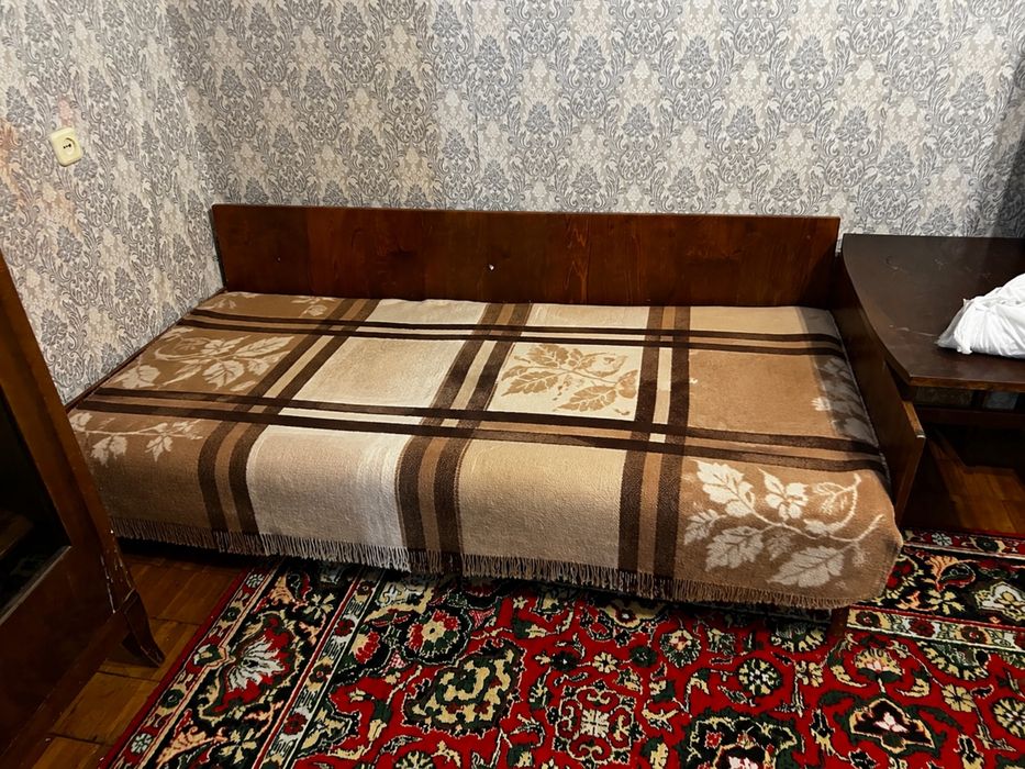 Отдам даром кровать